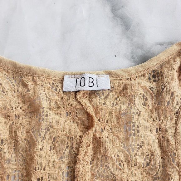 Tobi beige lace and sheer tank top - Picture 2 of 4